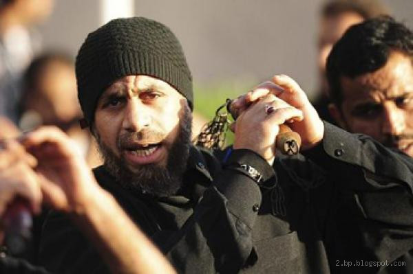 لماذا يقوم الشيعة بضرب أنفسهم؟ الفهم وراء هذه الممارسة الدينية