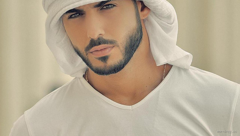 من هو أجمل رجل في العالم؟ اكتشف الحقيقة وراء الجمال