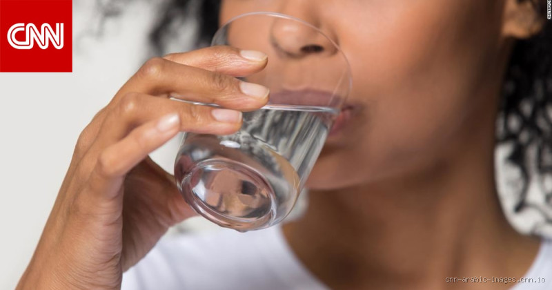 هل يجب شرب الماء حتى بدون عطش؟ الحقيقة التي يجب أن تعرفها