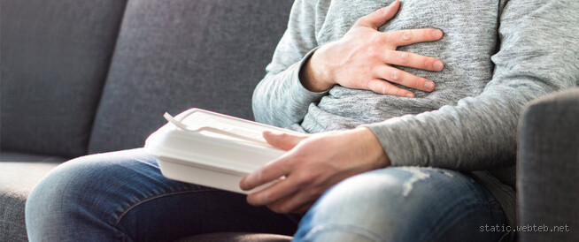 ما هو سبب عدم هضم الطعام في المعدة؟ الأسباب والحلول